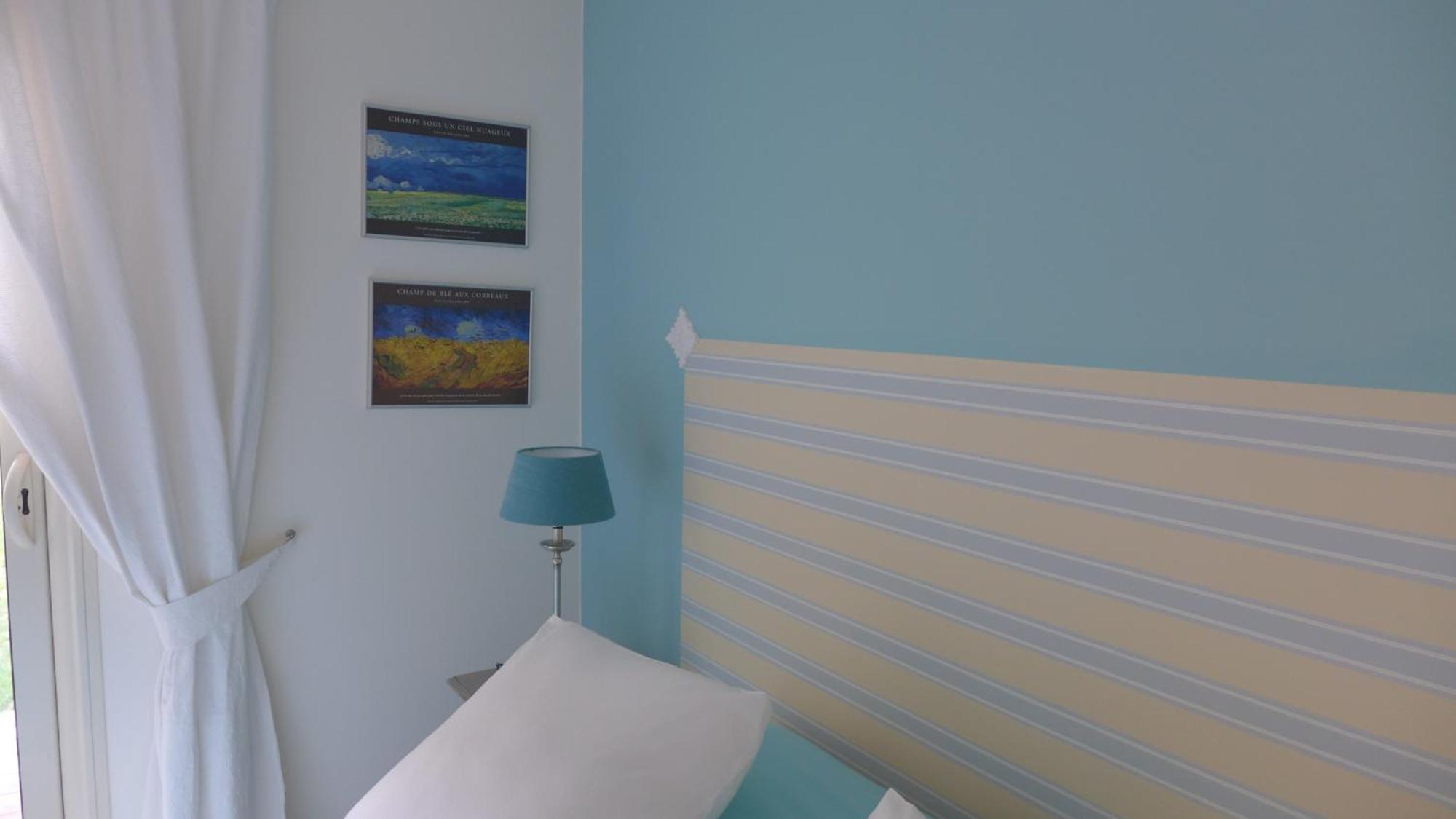 Bed and Breakfast Les Trois Oliviers Forcalquier Esterno foto