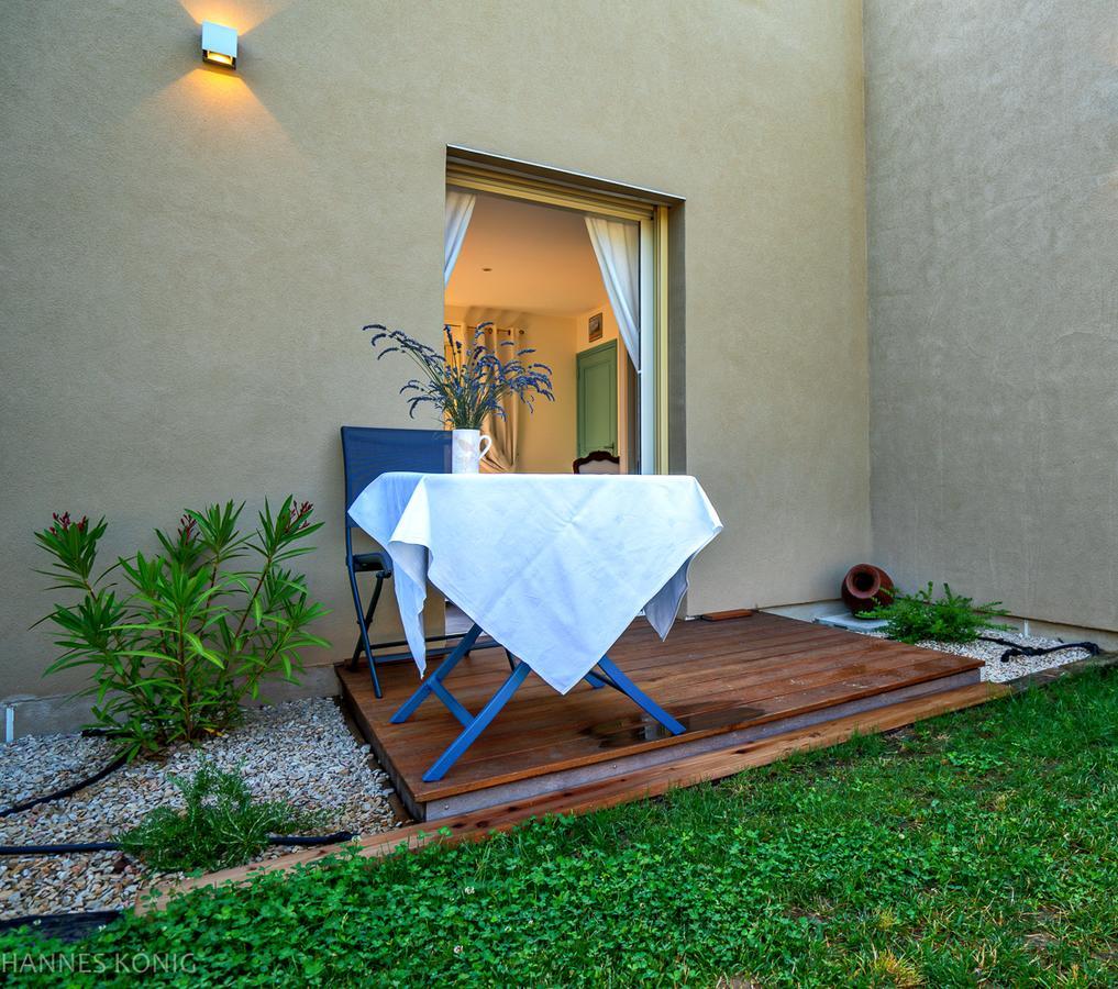 Bed and Breakfast Les Trois Oliviers Forcalquier Esterno foto